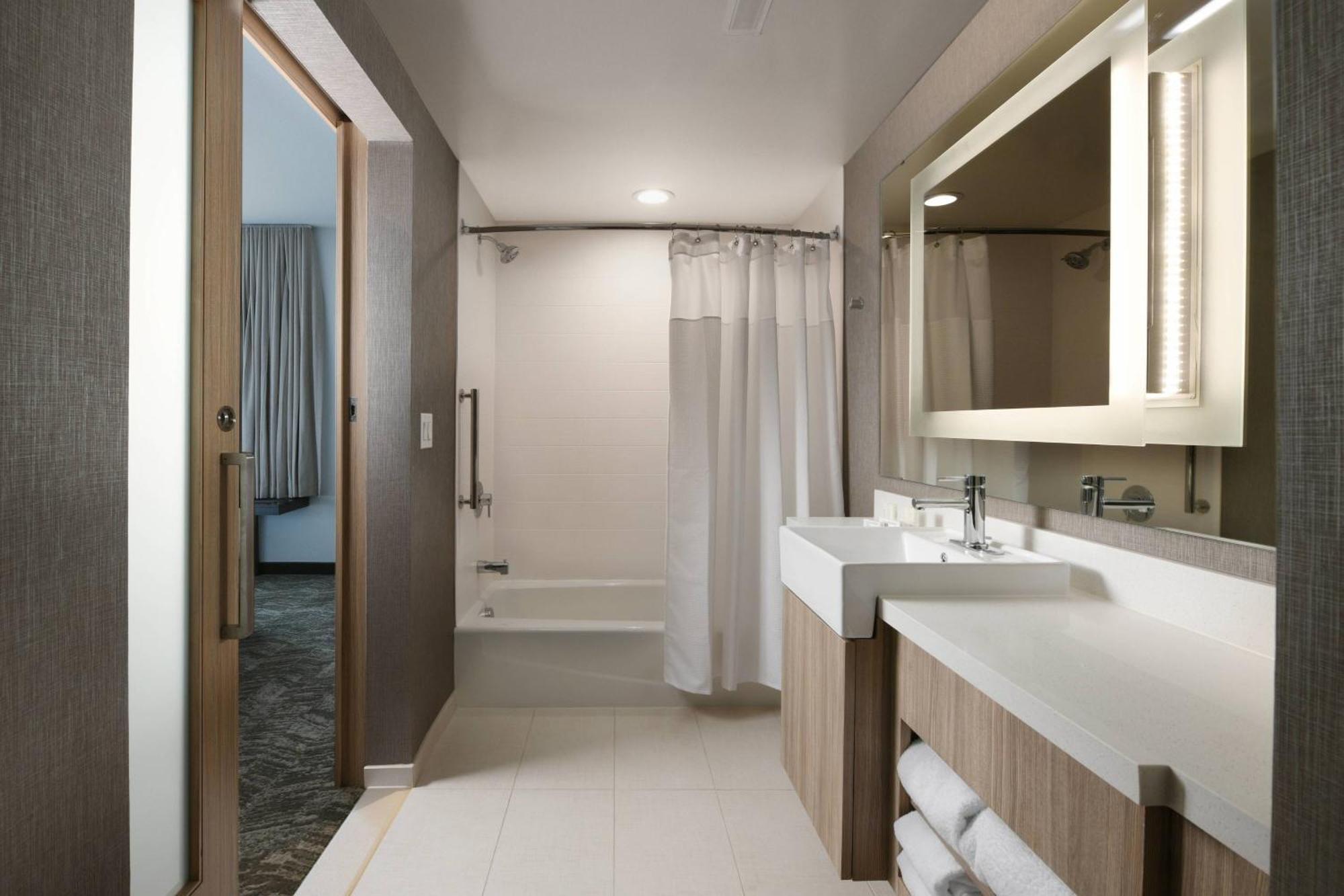 Springhill Suites Dallas Dfw Airport South/Centreport Fort Worth Exterior foto